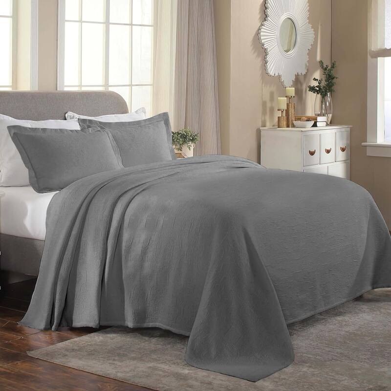 Superior Florin Jacquard Scrolling Medallion Cotton Bedspread Set - Grey - Queen - 3 Piece