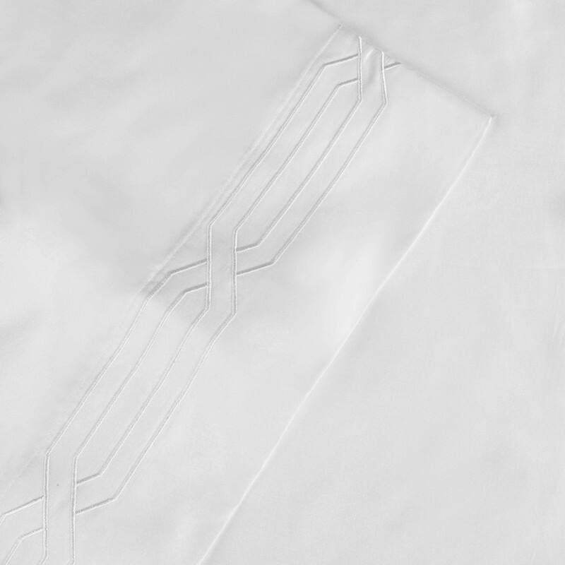 Superior LUX 7 PC Egyptian Cotton Embroidered Bundle