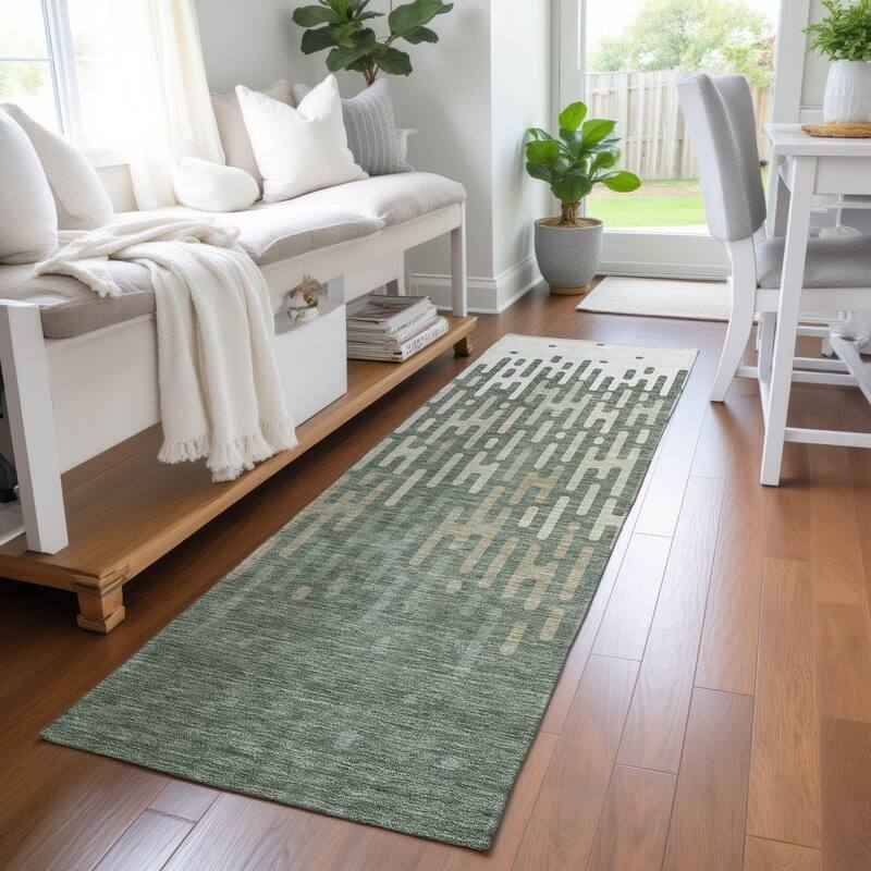 Machine Washable Indoor/ Outdoor Modern Kingman Chantille Rug