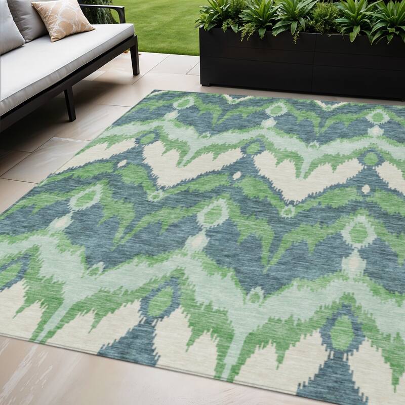 HomeRoots Ikat Transitional Rectangle Outdoor Rug - 5' X 8'