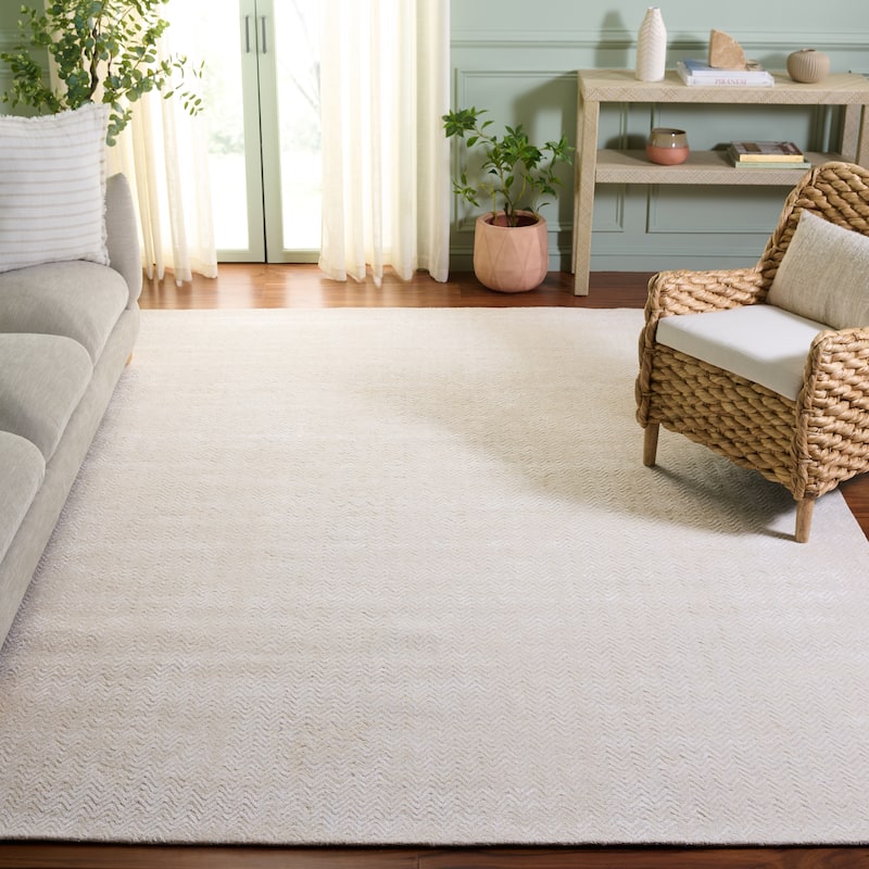 SAFAVIEH Handmade Glamour Ostilia Chevron Viscose Rug