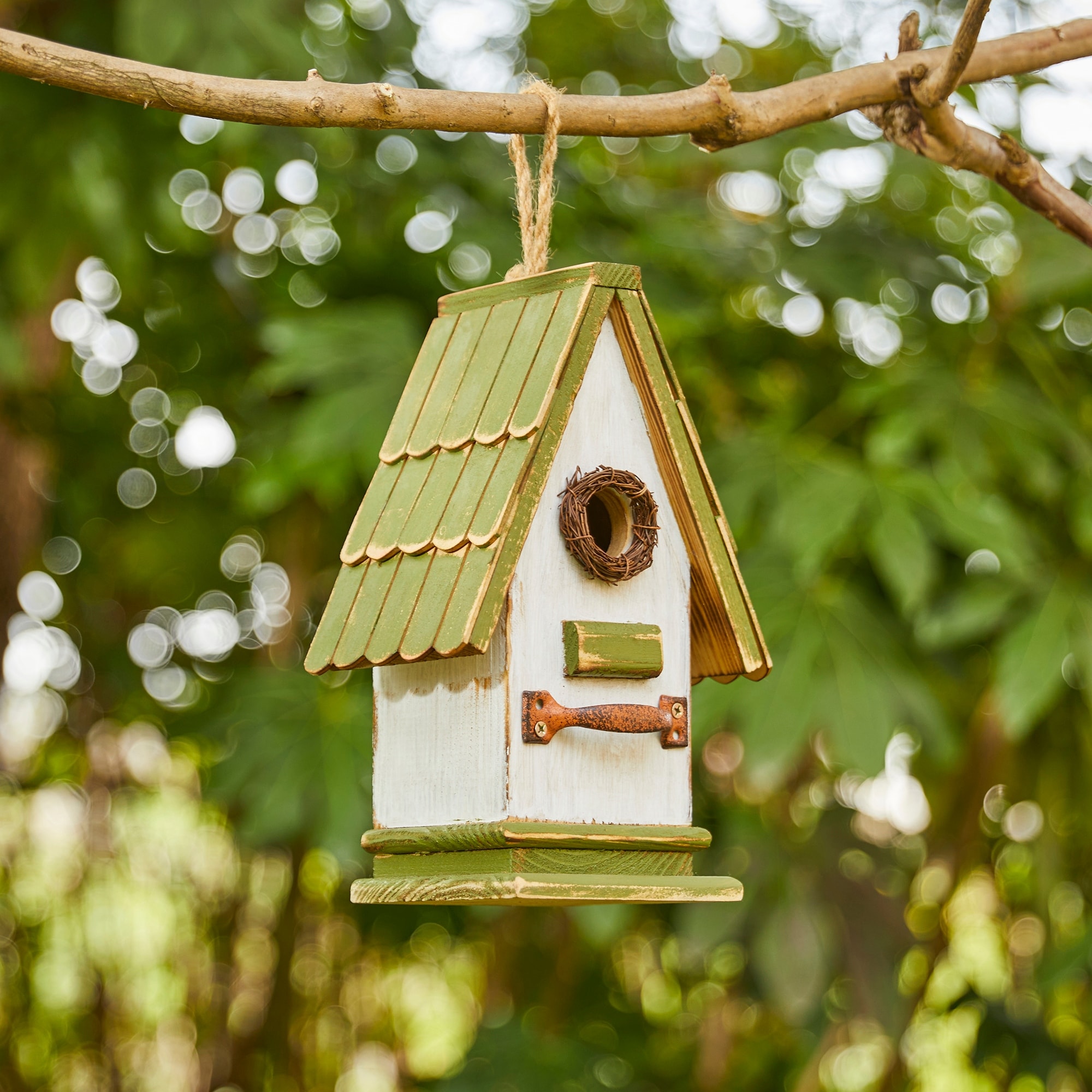 Glitzhome 10.75"H Solid Wood Green Roof Garden Hanging Birdhouse