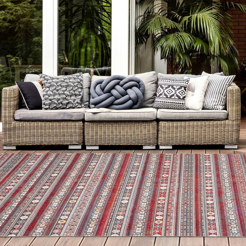 N Natori 24-Seven Outdoor/Indoor Tribal Southwestern Area Rug - Red - 9'3" X 13'