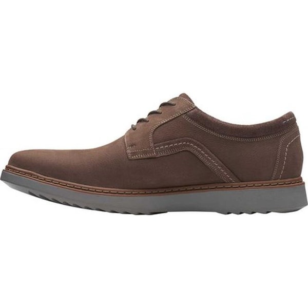 clarks men's un geo lace oxford