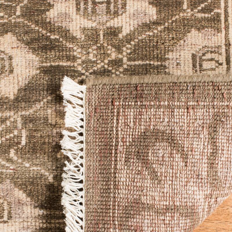 SAFAVIEH Couture Hand-knotted Oushak Princess Traditional Oriental Wool Rug