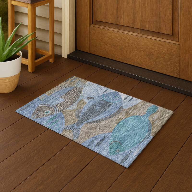Machine Washable Indoor/ Outdoor Modern Fish Chantille Rug - Taupe - 1'8" x 2'6"