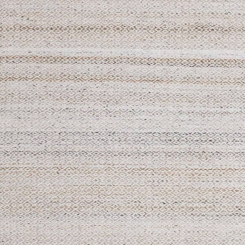 HomeRoots Geometric Modern Rectangle Area Rug - 5' X 8'