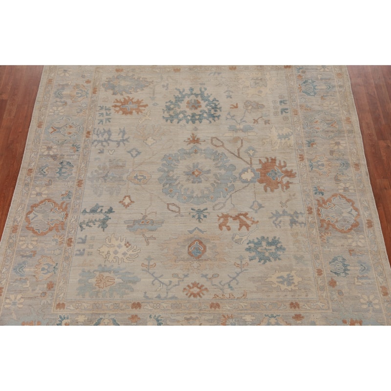 Hand Knotted Oriental 100% Wool Carpet Transitional Medallion Beige & Ivories Oushak Area Rug - 9' 10'' X 8' 1''