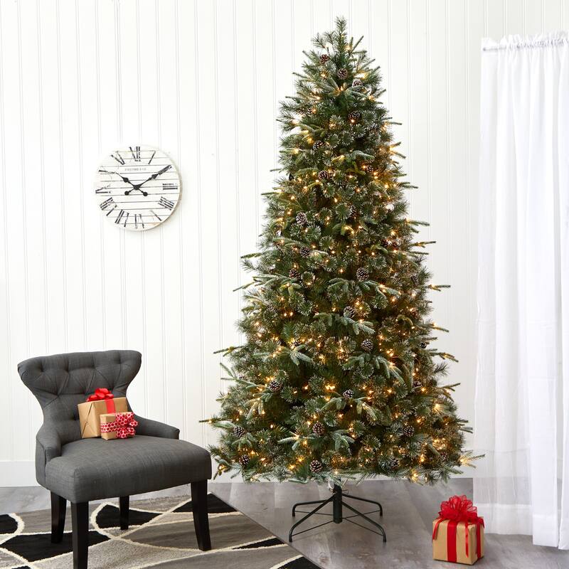 7.5' Snowed Tipped Clermont Pine Christmas Tree with 600 Clear LED - Green