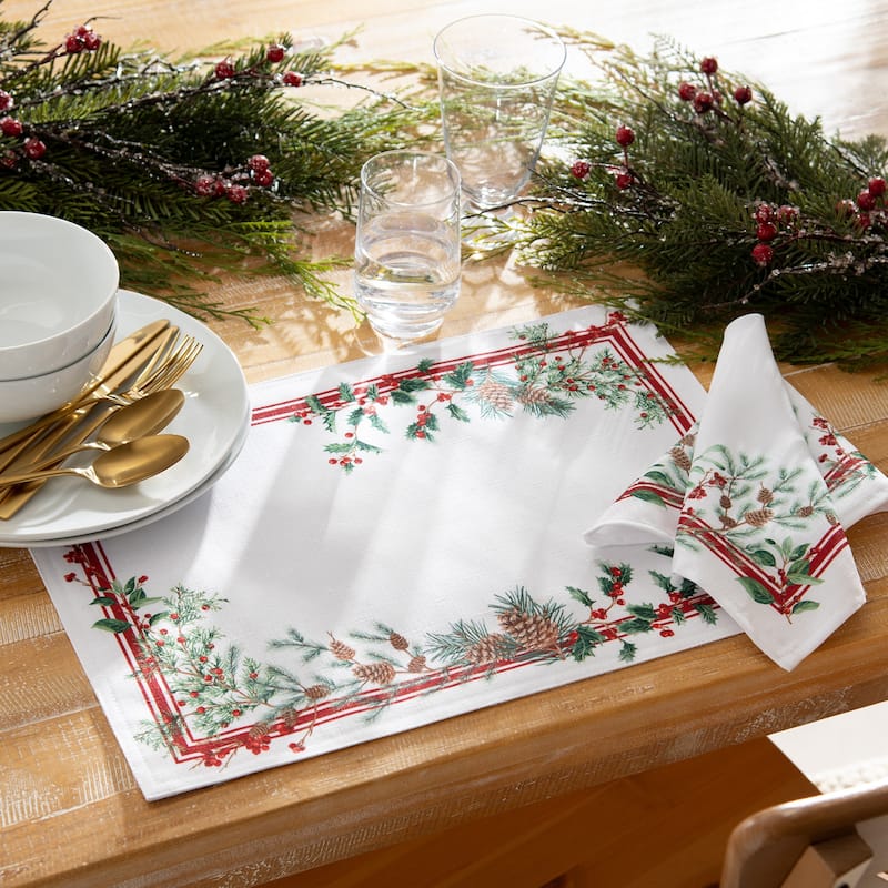 Winter Holiday Berry Fabric Napkin Set of 4