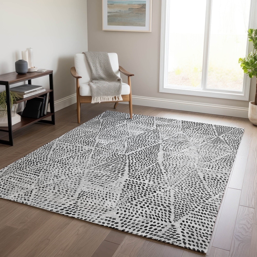 https://ak1.ostkcdn.com/images/products/is/images/direct/1d7584a8acbf5eef1bfe448103dbcaa7f9618875/Machine-Washable-Indoor--Outdoor-Chantille-Contemporary-Diamonds-Rug.jpg