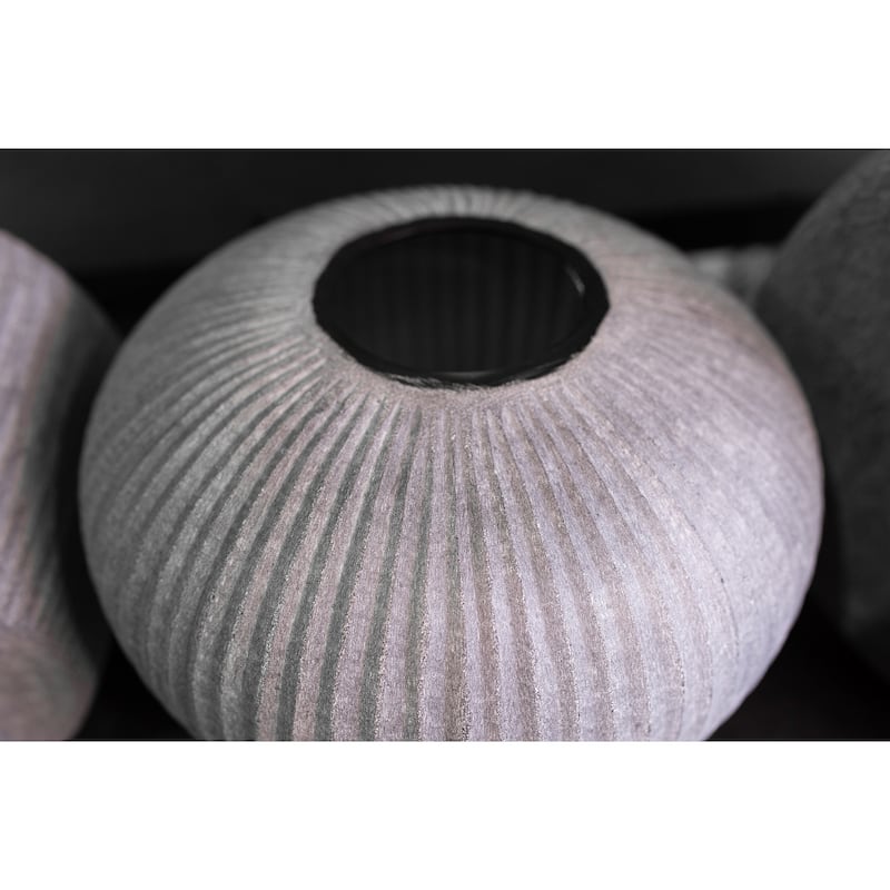 Appy Vase Vertical Pencil Cut Stone Finish Smoke Dia 18" -ST - Smoke - Smoke