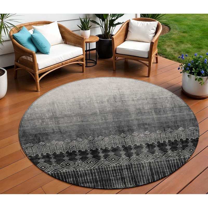 HomeRoots Ombre Transitional Rectangle Outdoor Rug - 8' Round