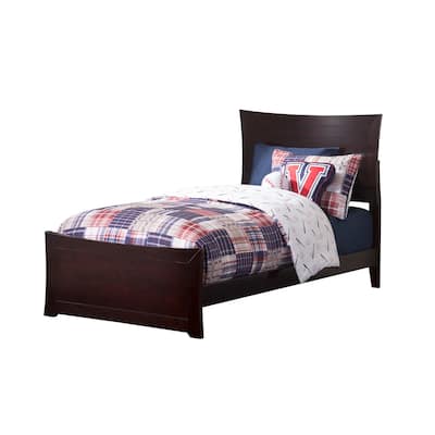 Traditional Bed Frame with Footboard - Solid Wood Bed - Elegant Bedroom Furniture - HomeStock