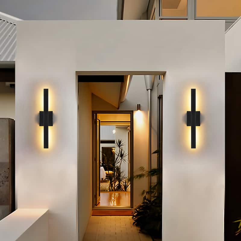 Rennnsan 20 in. Modern Simple Black Aluminum Linear Dimmable LED Outdoor Wall Sconce - 4.7 in. W x 20 in. H