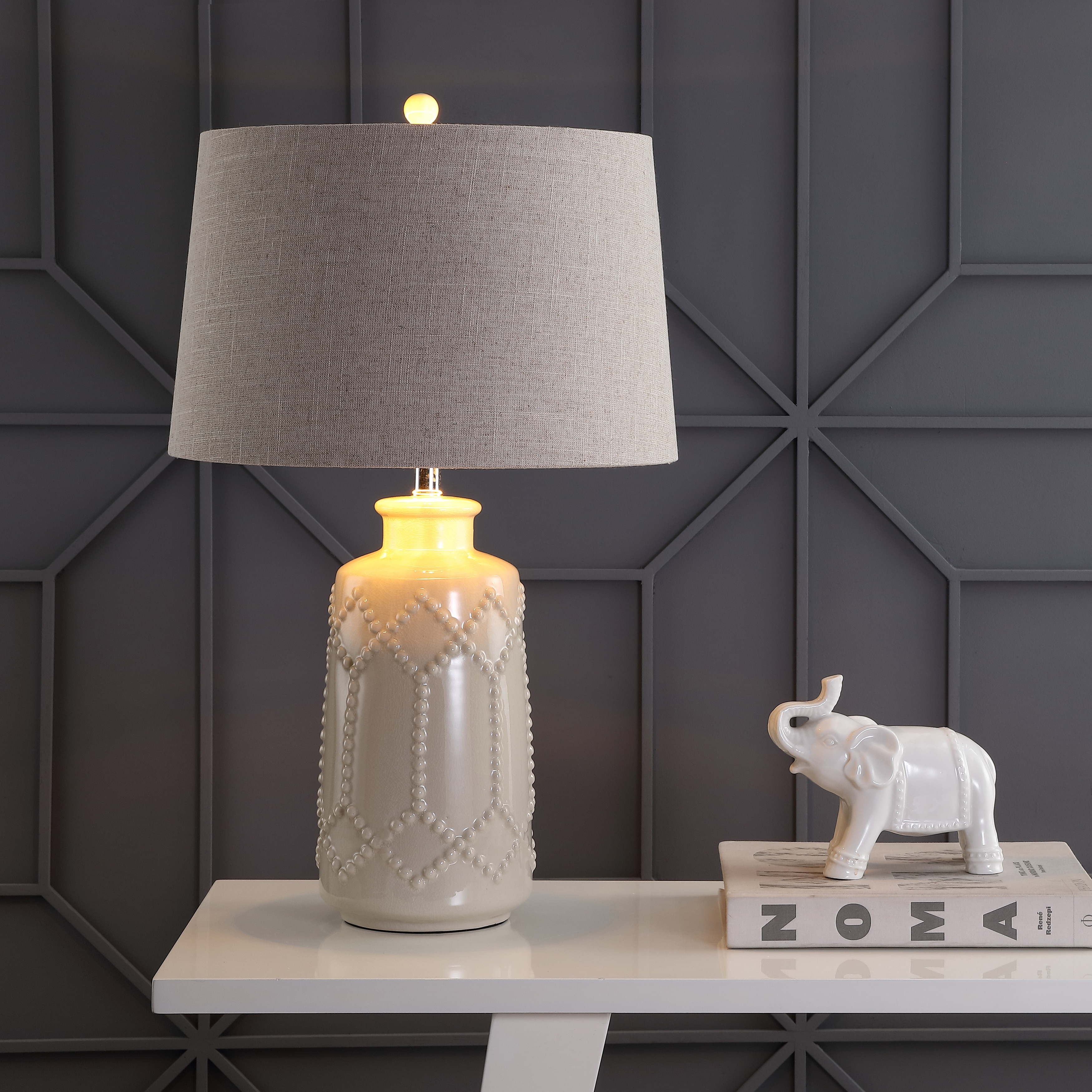 JONATHAN Y Pineapple 26" Ceramic LED Table Lamp, Cream
