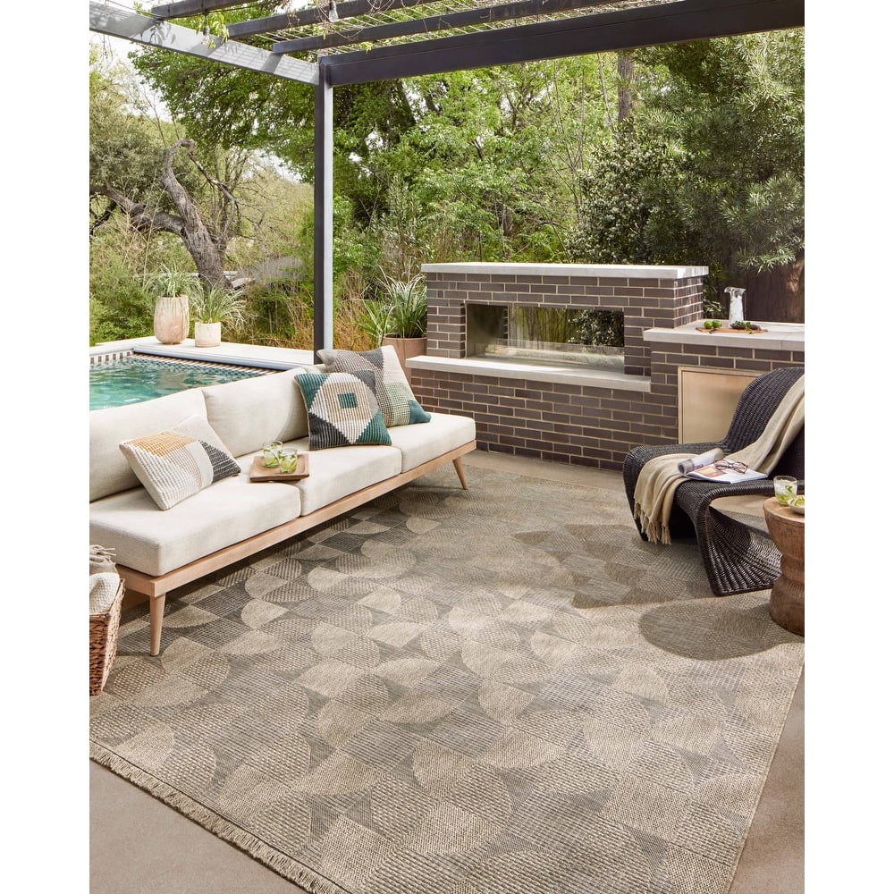 Alexander Home Dana Indoor / Outdoor Mid Century Modern Area Rug