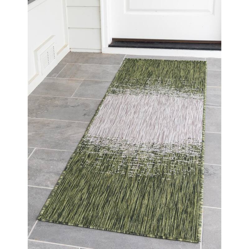 Outdoor Ucul Collection Area Rug - Green - 2'x6'