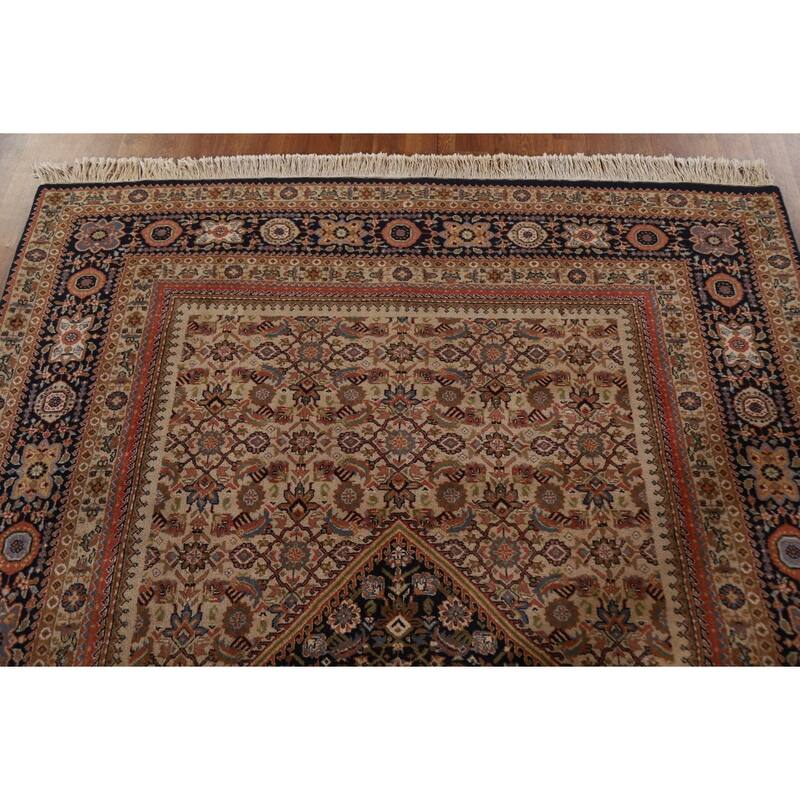 Hand Knotted Oriental 100% Wool Carpet Traditional Medallion Beige & Ivories Bidjar Area Rug - 9' 0'' X 5' 11''