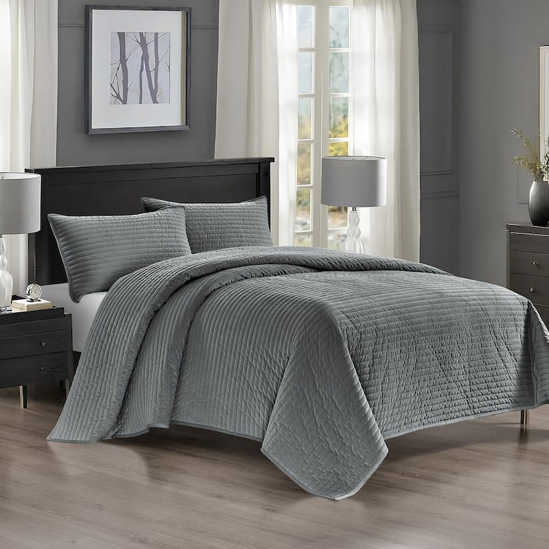Pointehaven Heavy-Weight Oversized Channel Design Velvet Quilt Sets