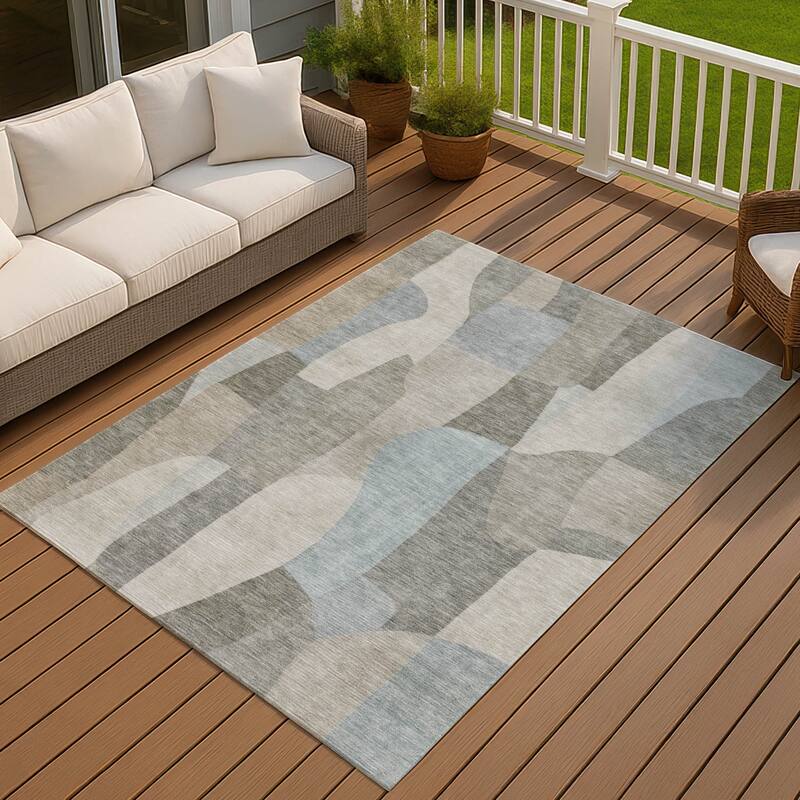 Machine Washable Indoor/ Outdoor Contemporary Layers Chantille Rug - Taupe - 5' x 7'6"