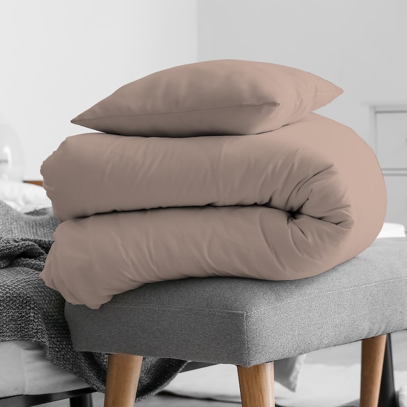 Gaiam® Relax 300 Thread-Count TENCEL™ Soft Reversible Comforter