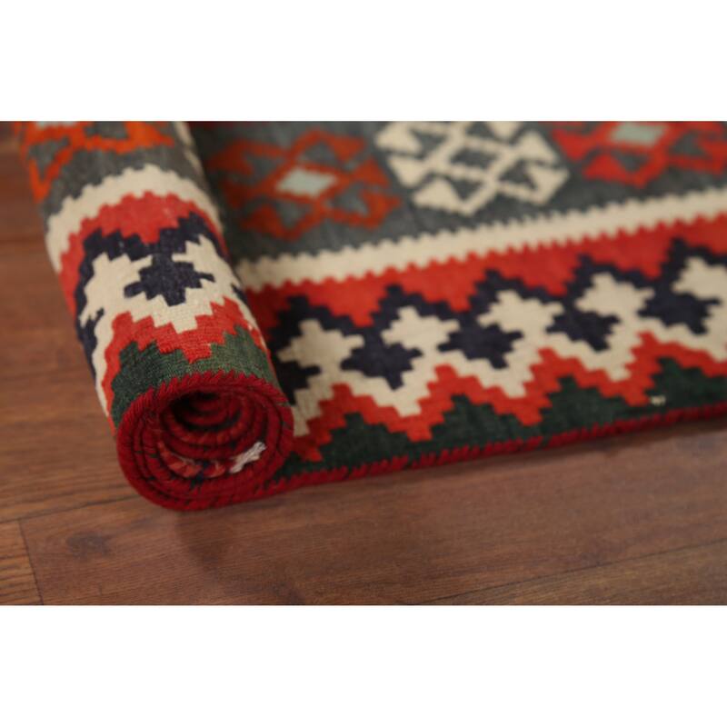Kilim Qashqai Persian Vintage Rug Vegetable Dye Wool Carpet - 5'3"x 7'8"