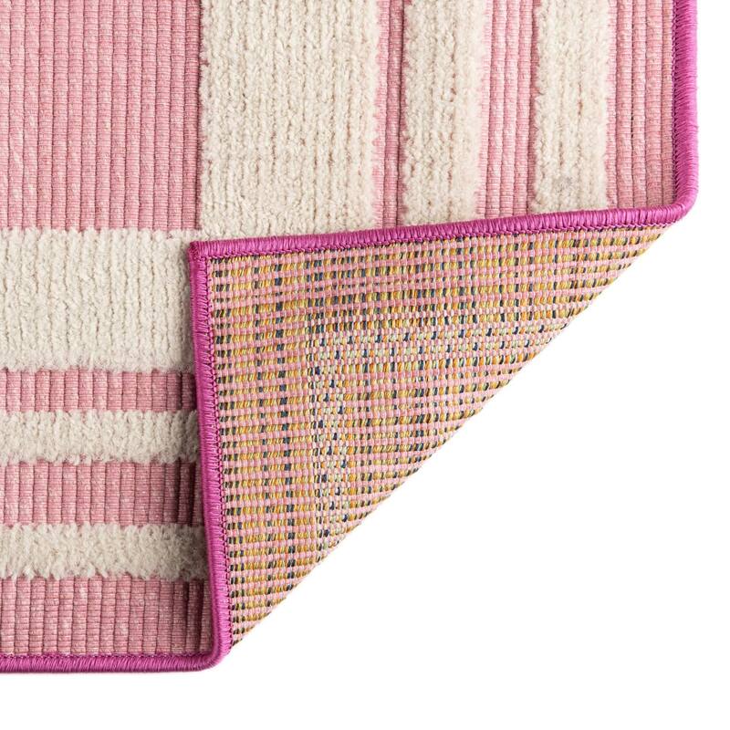 Outdoor Denver Collection Area Rug