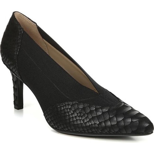 Naturalizer nicole pumps