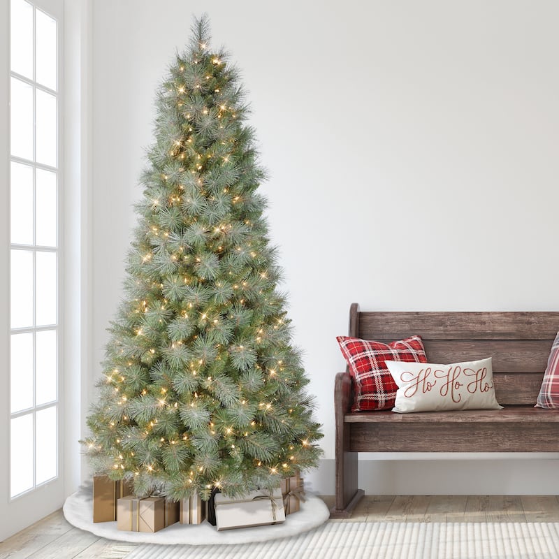 7.5' Pre-lit Dark Green PVC/Hardneedle Tree