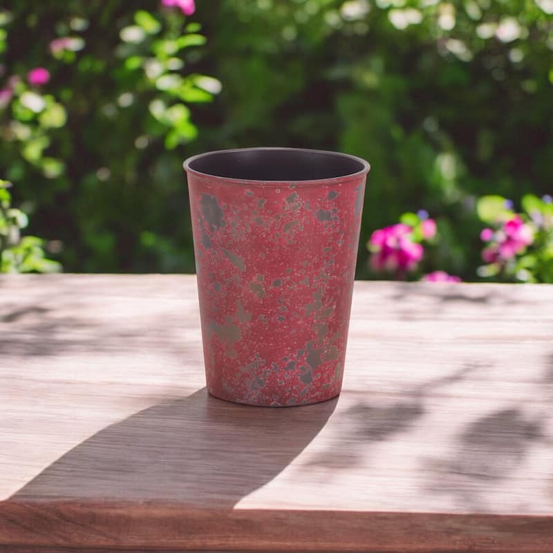 HomeRoots 5" Red Recycled Plastic Indoor Outdoor Round Pot Planter - Red