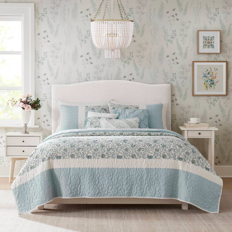 Madison Park Vanessa 6 Piece Cotton Percale Quilt Set with Throw Pillows