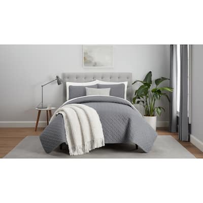 Serta ComfortSure Basketweave Pinsonic Quilt Bedding Set