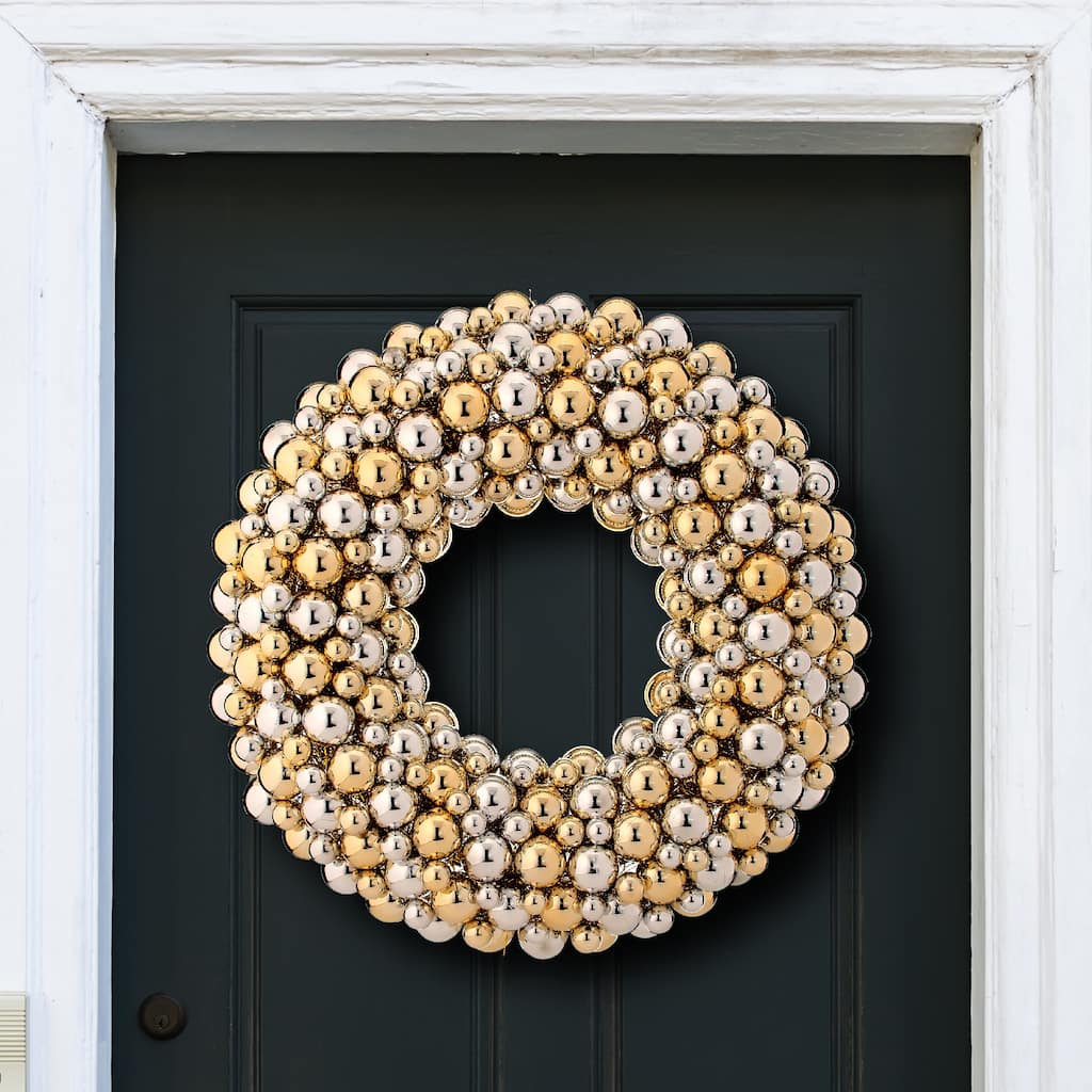 24" Deluxe Mixed Ball Wreath