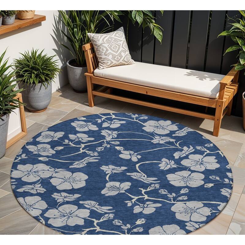 HomeRoots Floral Transitional Rectangle Outdoor Rug - 8' Round