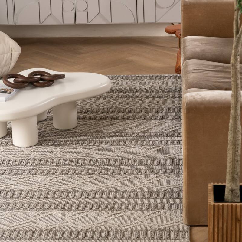 Altofi Stripe Weather Resistant Current & Stylish Outdoor Rug