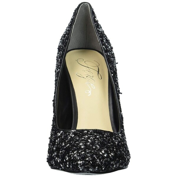 fergie pumps