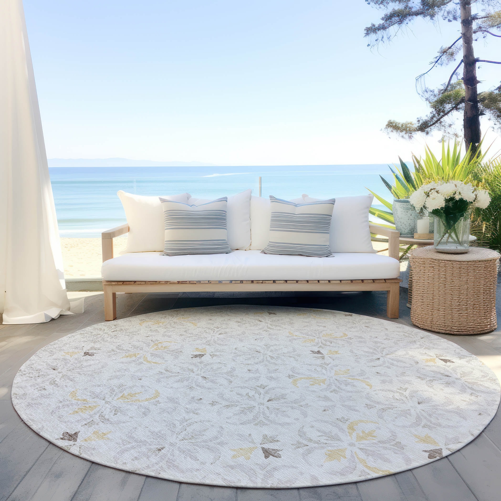 Machine Washable Indoor/ Outdoor Chantille Traditional Medallion Rug