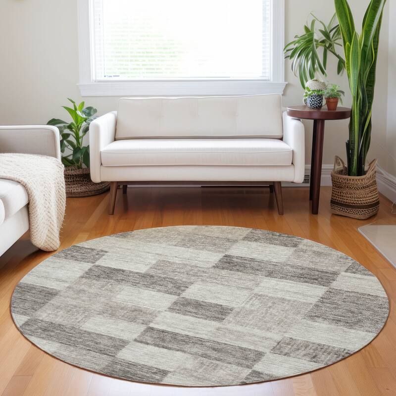 Machine Washable Indoor/ Outdoor Checker Chantille Rug - Beige - 8' x 8'