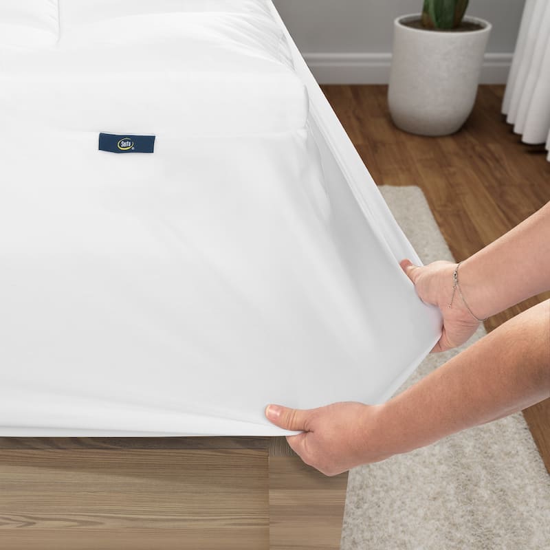 Serta Memory Flex Mattress Topper with 2 In Down Alternative Pillow Top Gusset - White