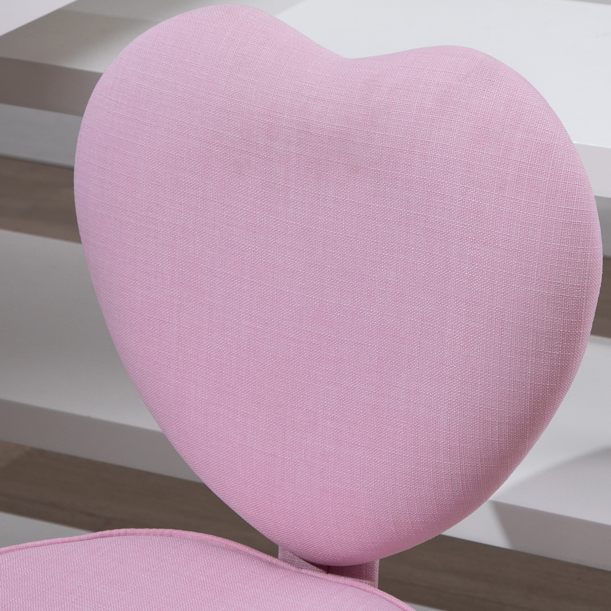 HOMCOM Heart Love Shaped Back Design Office Chair with Adjustable