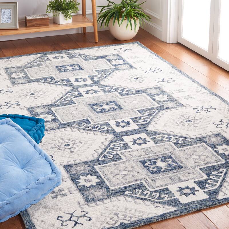 SAFAVIEH Handmade Metro Jihane Rustic Wool Rug - 5' x 8' - Ivory/Dark Grey