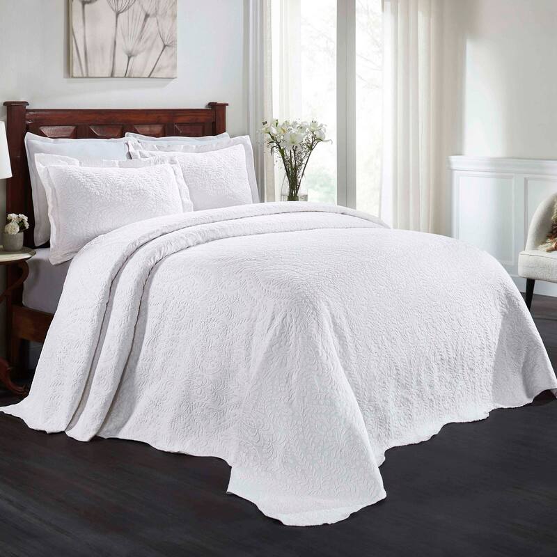 Superior Aspen Jacquard Floral Scalloped Edges Cotton Blend Bedspread Set - White - Full - 3 Piece