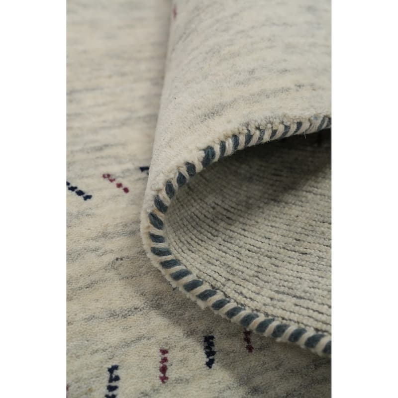 Hand Knotted Oriental 100% Wool Carpet Tribal Animal Pictorial Beige & Ivories Gabbeh Area Rug - 7' 10'' X 5' 1''