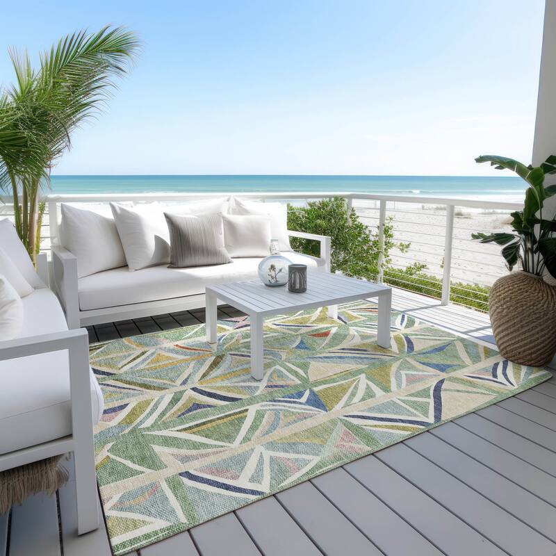 Machine Washable Indoor/ Outdoor Modern Mosaic Chantille Rug