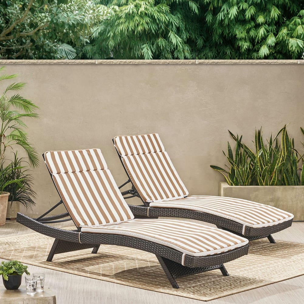 Salem Outdoor Wicker Lounge with Water Resistant Cushion (Set of 2) by Christopher Knight Home