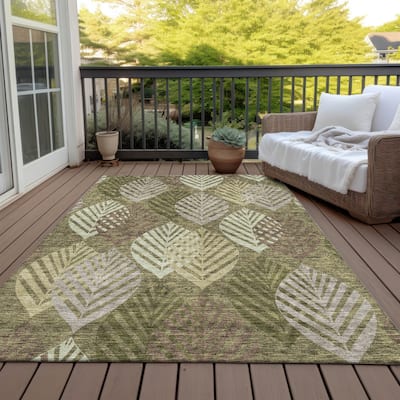 Machine Washable Indoor/ Outdoor Chantille Casual Palm Leaf Rug