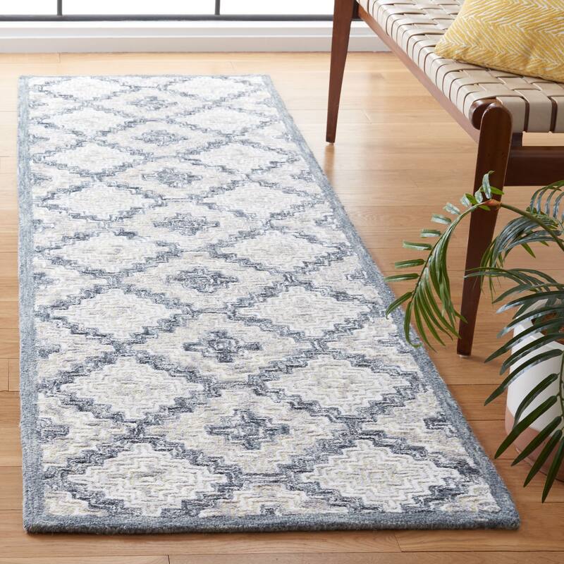 SAFAVIEH Handmade Soho Jaleesa Modern Trellis Wool Rug - 2'3" x 8' Runner - Grey/Ivory