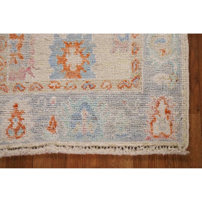 Hand Knotted Oriental 100% Wool Carpet Transitional Floral Beige & Ivories Oushak Area Rug - 2' 11'' X 1' 11''