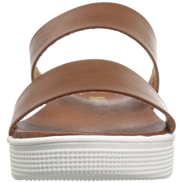 mia women's saige flat sandal